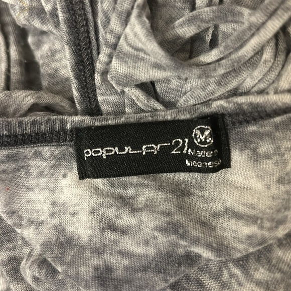 Popular 21 Graphic Distressed Tank | SIZE M - Picture 6 of 7